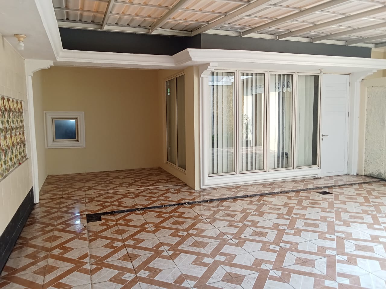 Disewakan Rumah di Cluster Oakwood Lippo Cikarang